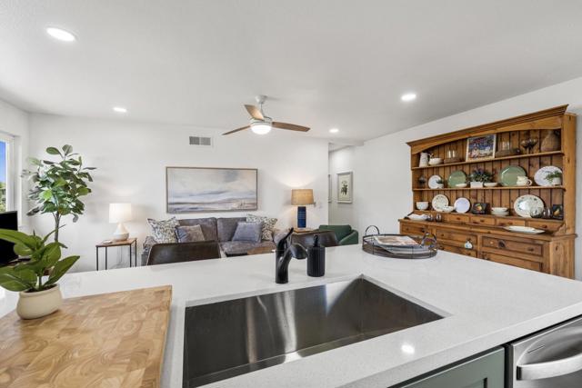 Image 16 of 27 For 72666 Bursera Way 4