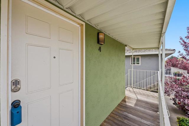 1455 45th Avenue, Capitola CA: https://media.crmls.org/mediaz/149e1259-0afe-43ac-b742-7f210a8ce039.jpg