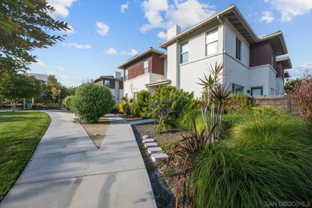 2053 Tango Loop, Chula Vista CA: https://media.crmls.org/mediaz/149edeb1-8823-4210-b672-665908347262.jpg