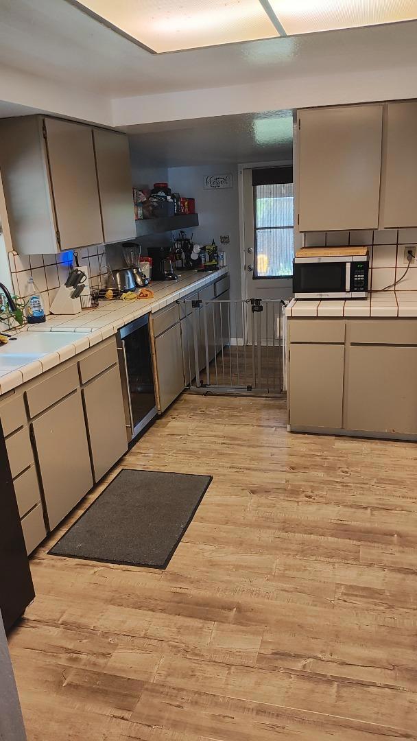 713 7th Street, Hollister CA: https://media.crmls.org/mediaz/14a0ea02-d80f-45b8-ac3d-937b53ea8c18.jpg