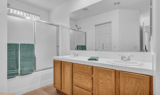 9210 Calle Barranca, Desert Hot Springs CA: https://media.crmls.org/mediaz/14a19f1e-ba13-45c6-98d8-f0bf268c210e.jpg