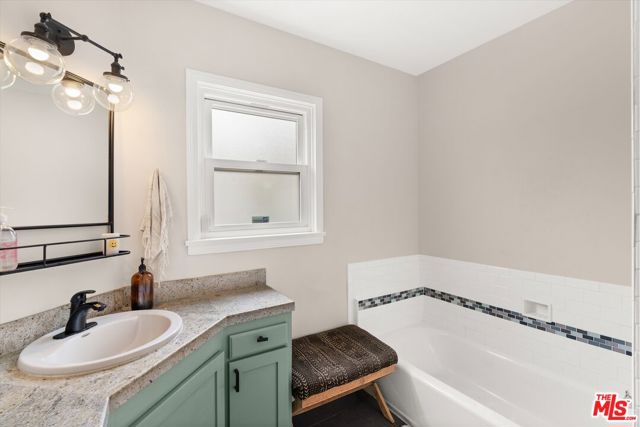 2451 Oregon Avenue, Long Beach, California 90806, 3 Bedrooms Bedrooms, ,2 BathroomsBathrooms,Single Family Residence,For Sale,Oregon,25603157