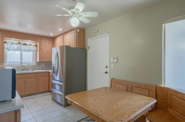 1223 Padre Drive, Salinas CA: https://media.crmls.org/mediaz/14a27d10-6f9e-43dc-81c8-db0c0e7d2f49.jpg