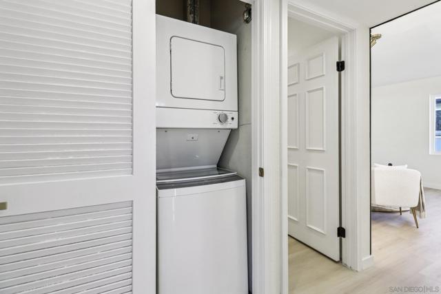4043 Utah St, San Diego CA: https://media.crmls.org/mediaz/14a3eb83-144a-4ddd-aa13-cfa0512aea86.jpg