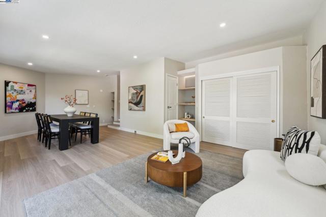 431 Alameda De Las Pulgas, Redwood City CA: https://media.crmls.org/mediaz/14a4561b-6f43-4841-bf99-7a9e8e8e7941.jpg
