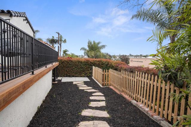 3710 Milan Street, Point Loma CA: https://media.crmls.org/mediaz/14a4ef0b-7e96-4171-8c82-f7fc3d86127b.jpg
