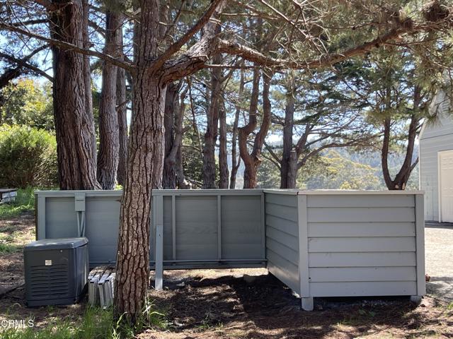 45300 Headlands Drive, Mendocino CA: https://media.crmls.org/mediaz/14a53db2-494e-44c5-a3f0-d5033d441cce.jpg