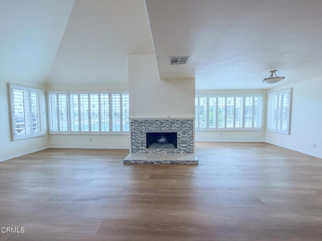 Detail Gallery Image 8 of 51 For 3525 Sunset Ln, Oxnard,  CA 93035 - 4 Beds | 3 Baths