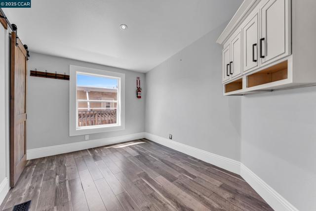 189 Suez Dr, Pacheco CA: https://media.crmls.org/mediaz/14a55d86-2ec1-4184-b3ce-0a726bdf7ffa.jpg