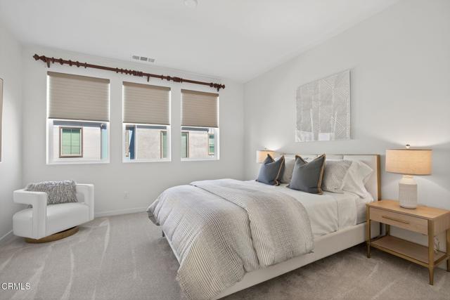 139 Farmhouse Drive, Simi Valley CA: https://media.crmls.org/mediaz/14a61238-b116-4d61-9816-caa4dc94c5a5.jpg