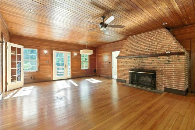 27586 Moody Road, Los Altos Hills CA: https://media.crmls.org/mediaz/14a63823-5f94-458e-b28f-cb791412e999.jpg