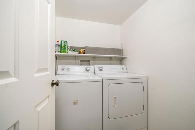162 Lost River Drive, Palm Desert CA: https://media.crmls.org/mediaz/14a6e8a6-6ada-4003-8fd0-5d00cdf7e5b0.jpg