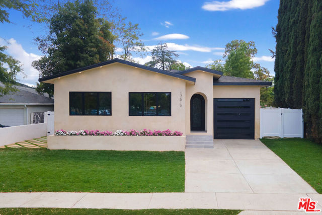 17510 Miranda Street, Encino CA: https://media.crmls.org/mediaz/14a7fb07-3c07-46c5-a85c-ca1df37d5649.jpg