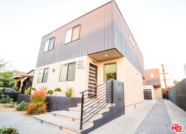 3524 S Bronson Avenue, Los Angeles CA: https://media.crmls.org/mediaz/14a89fac-13c6-482f-828e-edfab598f0cb.jpg