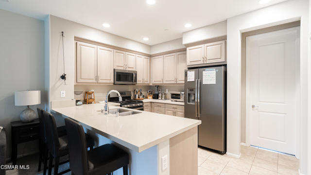 5057 Robles Street, Camarillo CA: https://media.crmls.org/mediaz/14a8d035-deb7-4a36-a15e-0b021348e9d1.jpg
