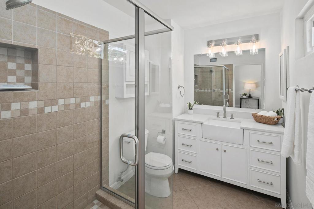 MLS #250023605SD img 34