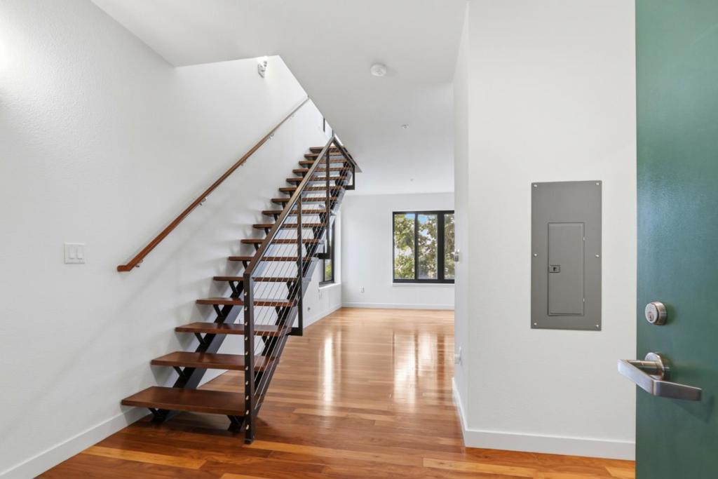 88 Bush Street #3163