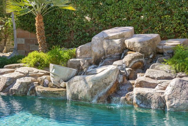 71653 Mirage Road, Rancho Mirage CA: https://media.crmls.org/mediaz/14a99ed0-bebd-4a6b-8d4c-123dd10b50e6.jpg