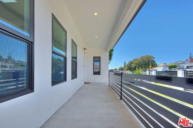 4516 W 63rd Street, Los Angeles CA: https://media.crmls.org/mediaz/14aa5305-f39d-42b4-bdc3-e3cd7fd07232.jpg