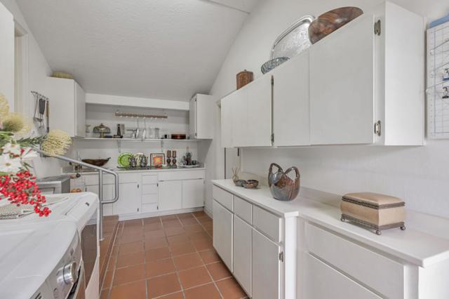 3231 Fieldcrest Drive, Sacramento CA: https://media.crmls.org/mediaz/14aa54b0-e910-412b-b2ed-c914cf5e1322.jpg