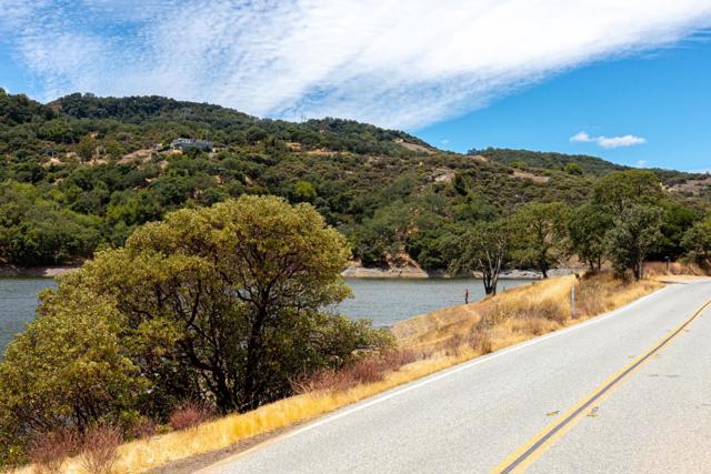 0 Oak Glen Avenue, Morgan Hill CA: https://media.crmls.org/mediaz/14abba05-e195-49f7-ad96-6dae8368874f.jpg