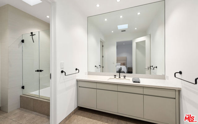 Drew Fenton | 9305 Nightingale Drive Los Angeles CA | MLS: 7240240