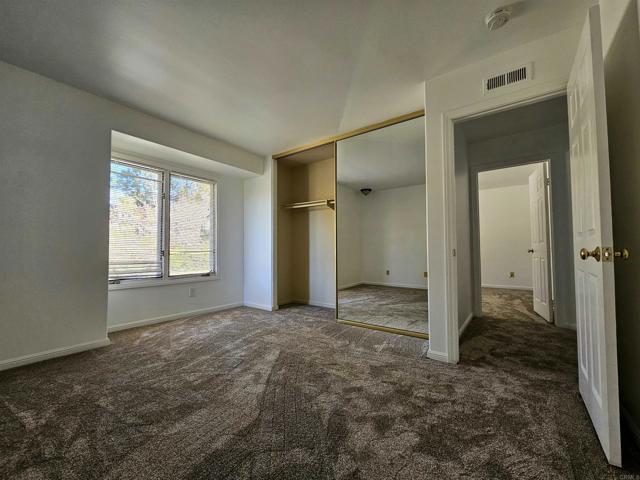 Detail Gallery Image 16 of 28 For 4515 Ocean Valley Ln, San Diego,  CA 92130 - 6 Beds | 3 Baths