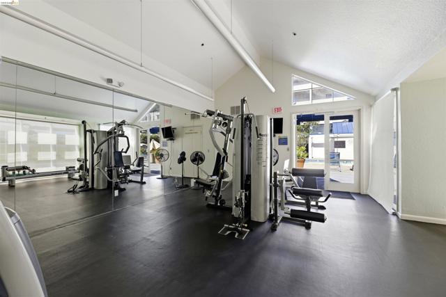 Image 31 of 38 For 535 Pierce 5203