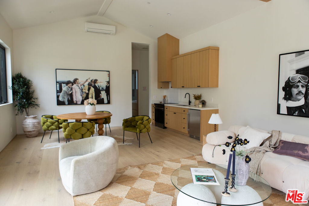 MLS #26860157 image #32
