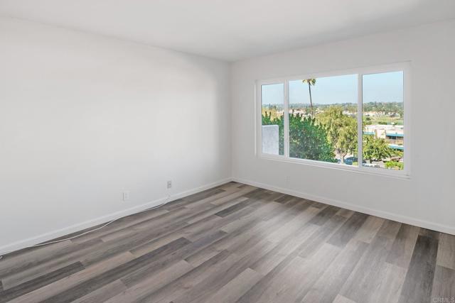 Image 21 of 32 For 2403 La Costa Avenue C