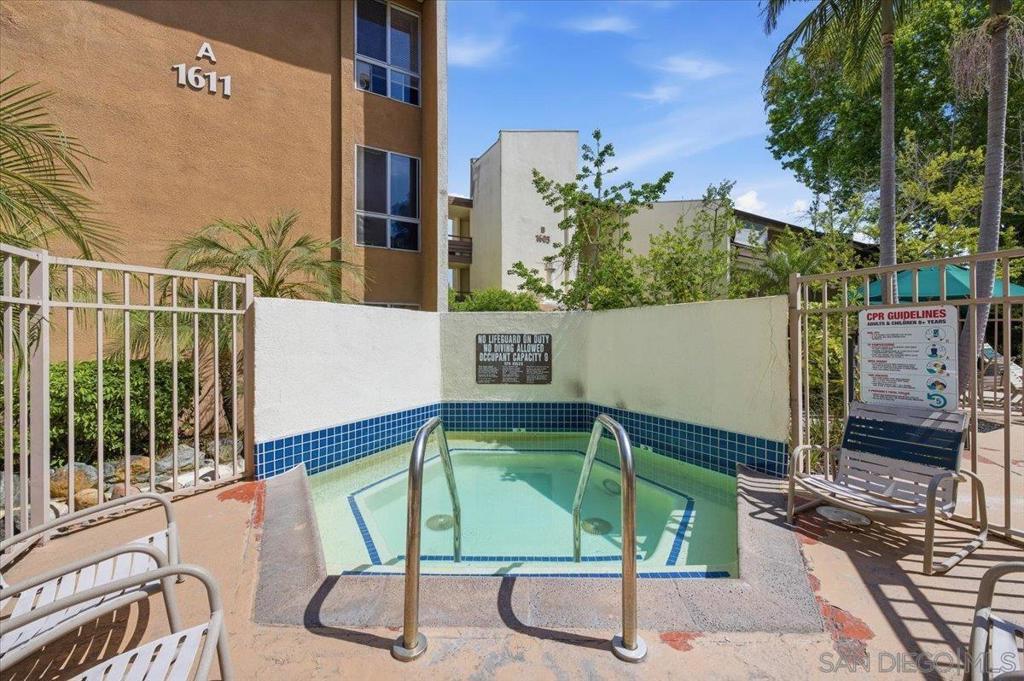 1615 Hotel Circle - photo 20