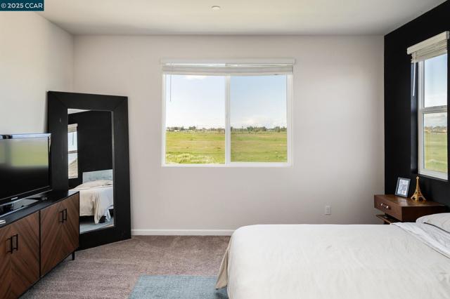 9603 Del Seis Dr, Sacramento CA: https://media.crmls.org/mediaz/14b0cdfb-ac35-4193-a06d-ec6635a9a996.jpg