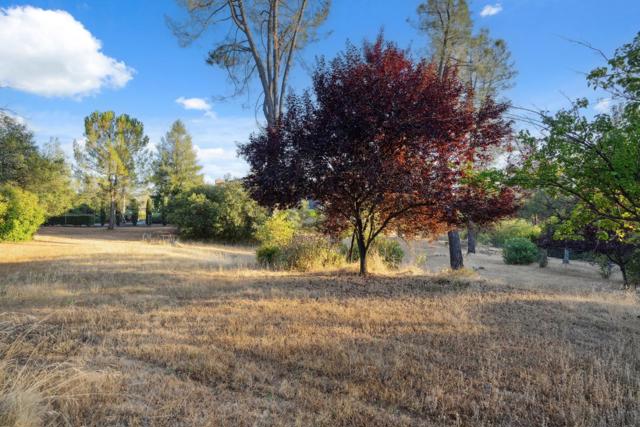 13289 Moccasin Lane, Shasta Lake CA: https://media.crmls.org/mediaz/14b2fc67-cba2-458d-b758-052ad377fa1e.jpg