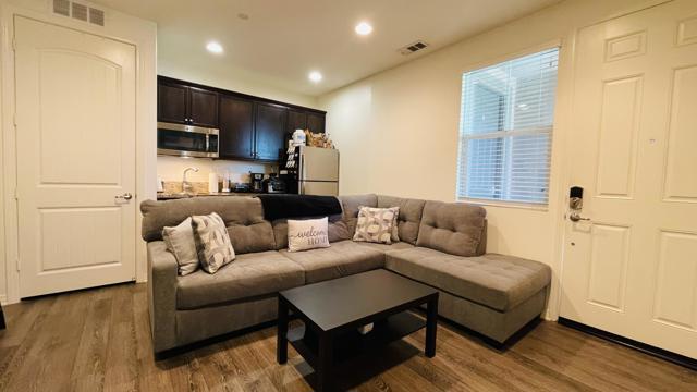82982 Wheatley Court, Indio CA: https://media.crmls.org/mediaz/14b3af69-b458-48a3-920e-0eab4ee31736.jpg