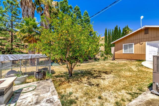 1995 Old Calaveras Road, Milpitas CA: https://media.crmls.org/mediaz/14b501da-b59e-497c-ba14-33ad214995cf.jpg