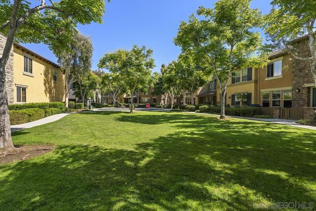 10689 New Grove Trail, San Diego CA: https://media.crmls.org/mediaz/14b66503-9151-4f83-a567-7ca6b830b00d.jpg
