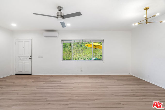 Image 44 of 75 For 502 Calle Santa Rosa