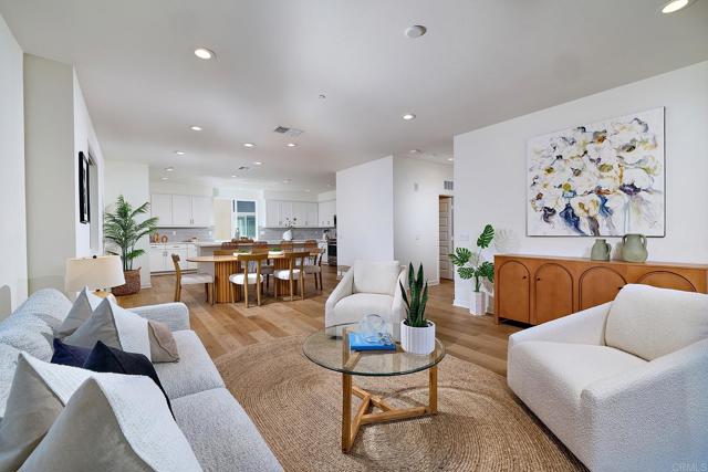 6140 Colt Place, Carlsbad CA: https://media.crmls.org/mediaz/14b7189d-4ced-48cf-a9e7-6c67113c8d92.jpg