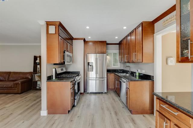 3454 Halifax Way, Concord CA: https://media.crmls.org/mediaz/14b80b77-422b-403e-b968-3d9f253db7b2.jpg