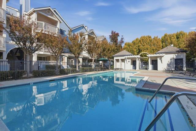 608 Arcadia Terrace, Sunnyvale CA: https://media.crmls.org/mediaz/14b87eeb-6870-4516-9368-606ac173baa1.jpg