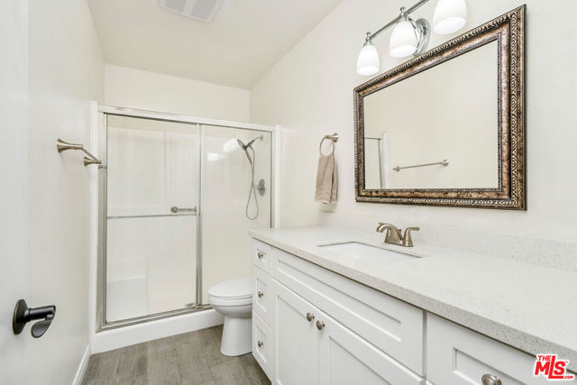 18524 Mayall Street, Northridge CA: https://media.crmls.org/mediaz/14b95932-5c8b-4f54-84d3-ea000ad50ade.jpg
