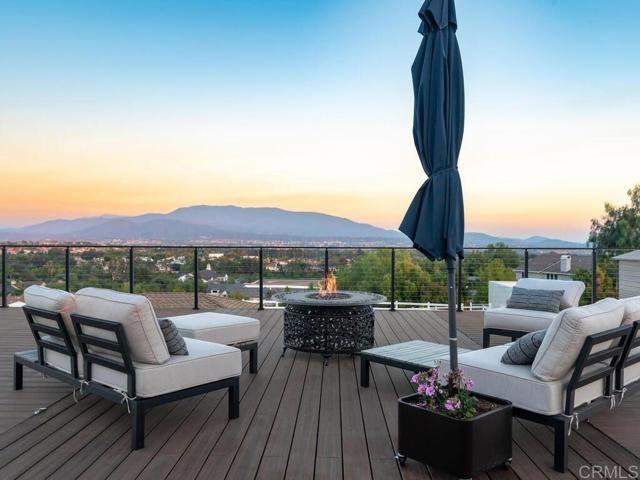 31755 Rancho Vista Road, Temecula CA: https://media.crmls.org/mediaz/14b9a3b8-45ef-43d8-964c-f697a51f7a63.jpg