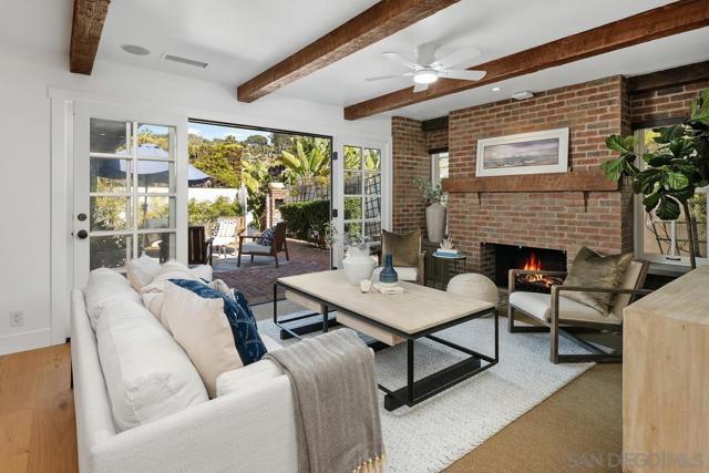 1820 Coast Blvd, Del Mar CA: https://media.crmls.org/mediaz/14ba8d02-6634-4b51-a815-216d085b5a44.jpg