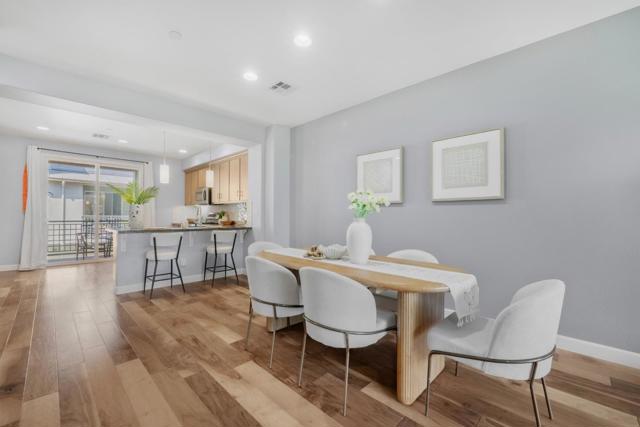 589 Santa Rosalia Terrace, Sunnyvale CA: https://media.crmls.org/mediaz/14baeeaf-38fa-4102-9e05-bc0edba82dd4.jpg