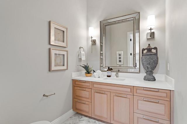1535 Lakeview Drive, Hillsborough CA: https://media.crmls.org/mediaz/14bd3f67-50d4-44cc-bc2e-0b0554741e36.jpg