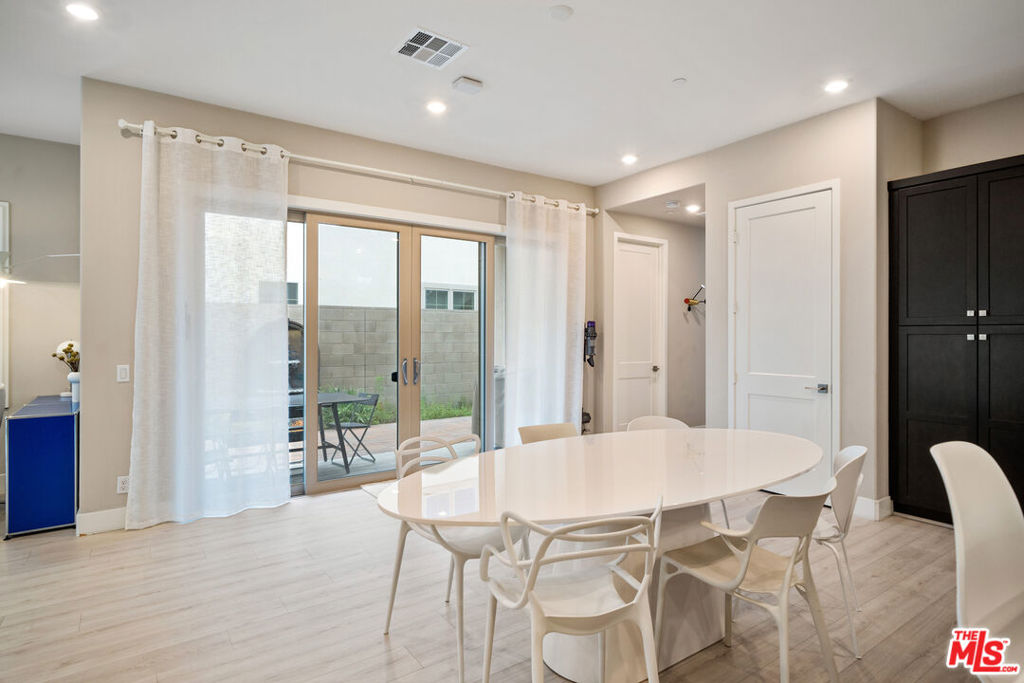 14bdfed1 F9ae 405c A5a3 9d1f7bbf52a1