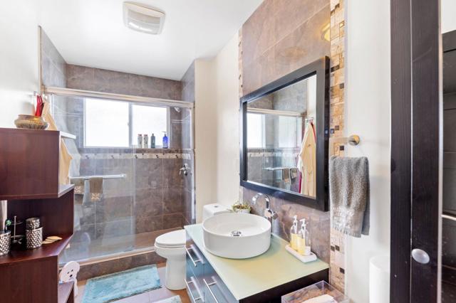 440442 29th Street, San Francisco CA: https://media.crmls.org/mediaz/14c0d2ff-7f40-4499-817f-d5ab0f23f36d.jpg