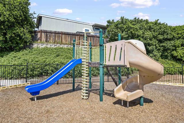 Detail Gallery Image 25 of 29 For 9902 Jamacha Bld Spc 81,  Spring Valley,  CA 91977 - 3 Beds | 1 Baths