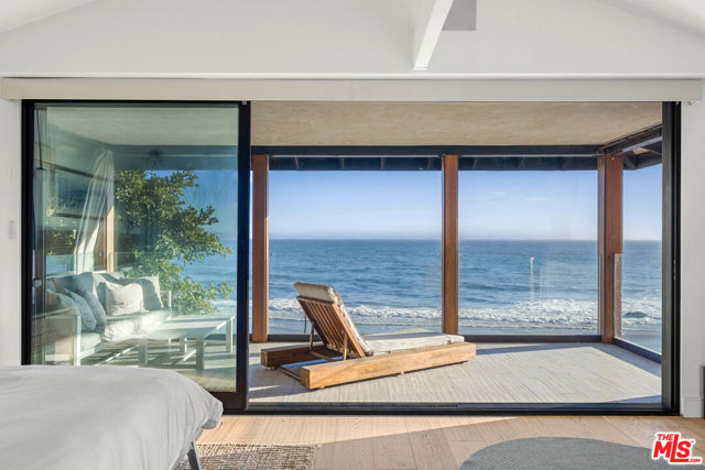 21715 Rambla Vista, Malibu CA: https://media.crmls.org/mediaz/14c1c064-cc55-40eb-8387-b44d4a7a7ea4.jpg
