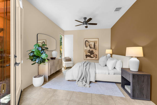50050 Camino Privado, La Quinta CA: https://media.crmls.org/mediaz/14c30e7e-62aa-4495-be9c-c13700f88363.jpg